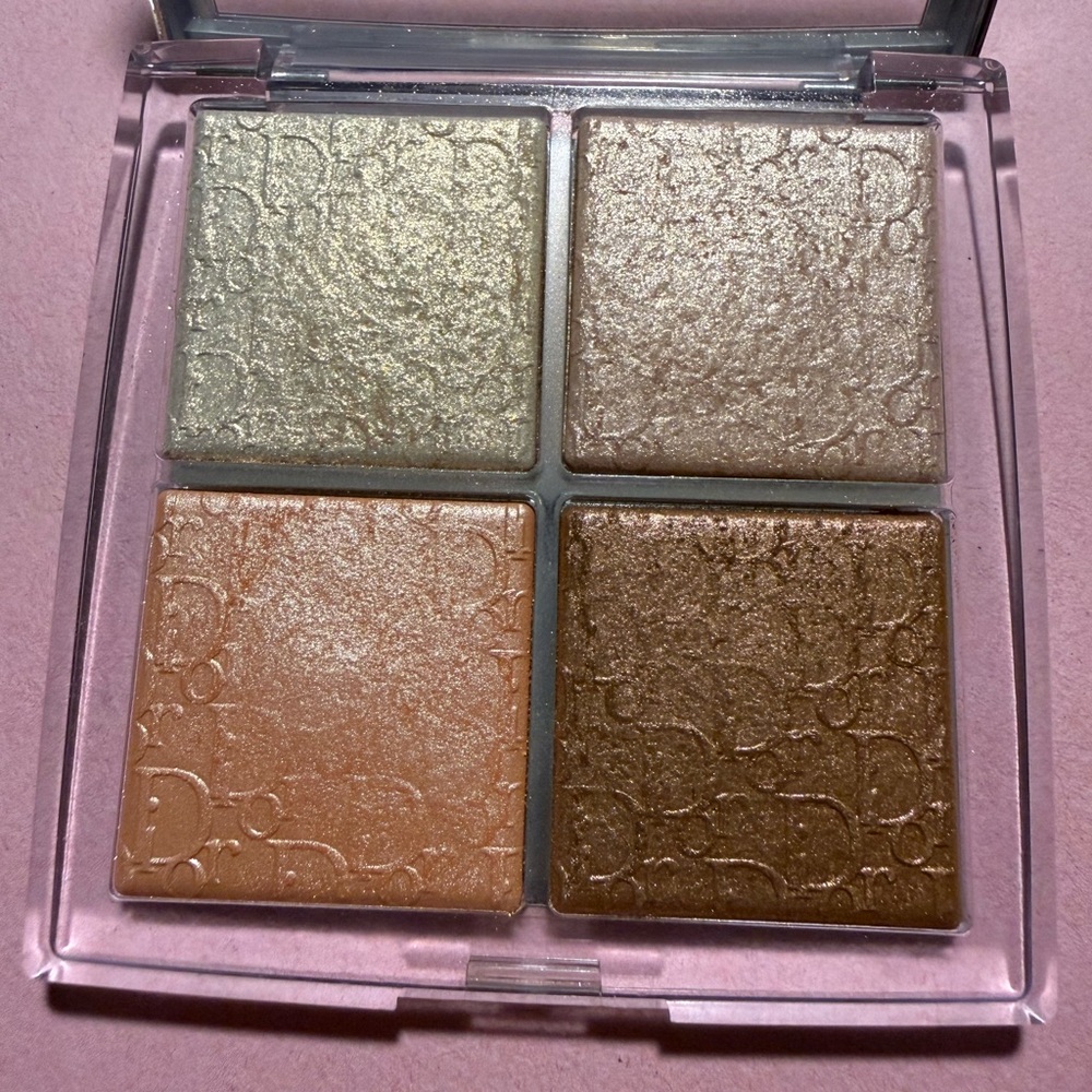 Dior Backstage Glow Face Palette — Shade 002 Glitz — Light Use - Picture 3 of 3